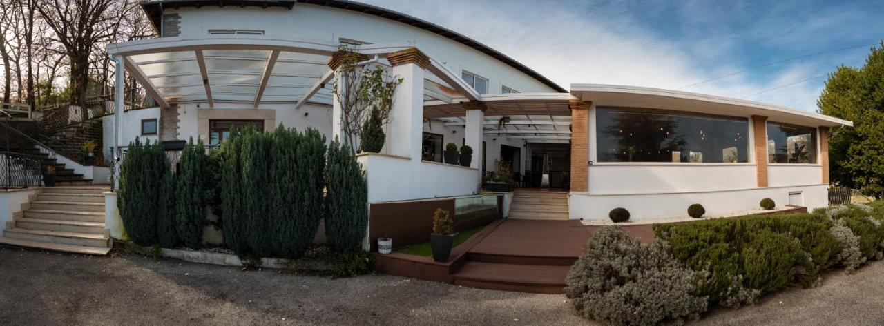 Conti B&B Suite Ponte Amato ガッリカーノ・ネル・ラーツィオ エクステリア 写真